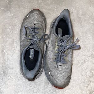 Women’s hoka ariah shoes size 8